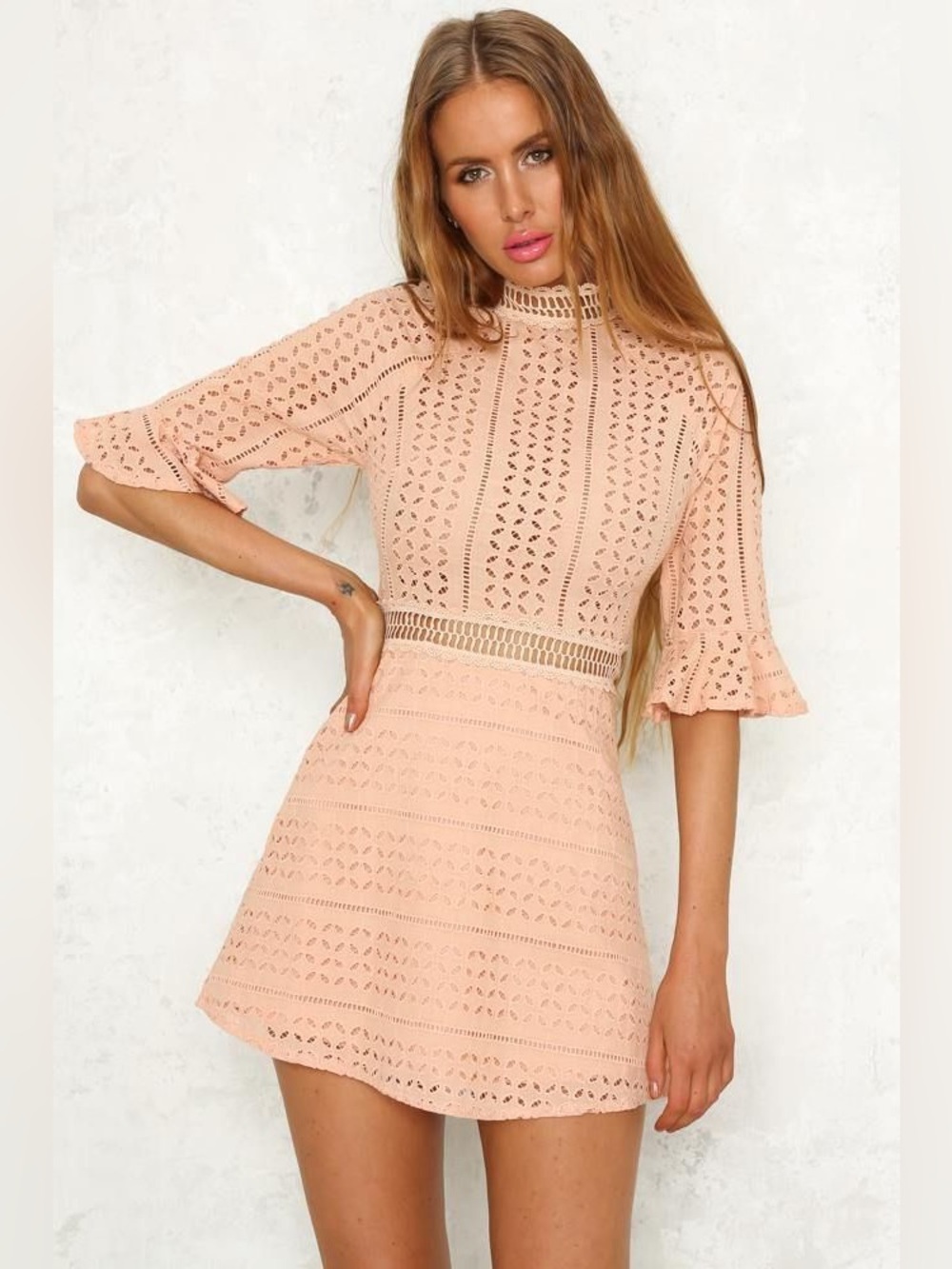 🍑Apricot/Blush Peach Eyelet Mini Dress 
🍑Size Large 
🍑Never Worn
🍑💯 %COTTON❕❕❕